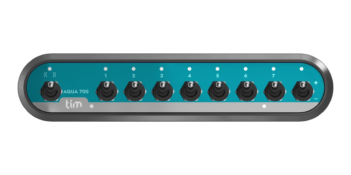 Aqua 700 — 7 Way Control Box