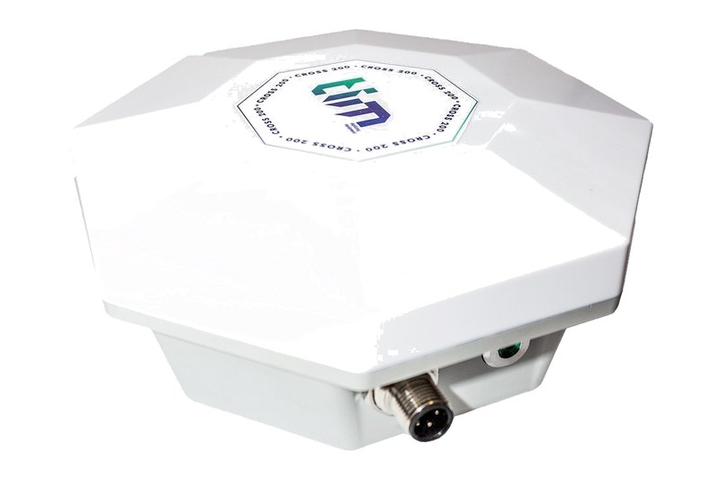 Cross 200 — Sub-metre GNSS Smart Antenna